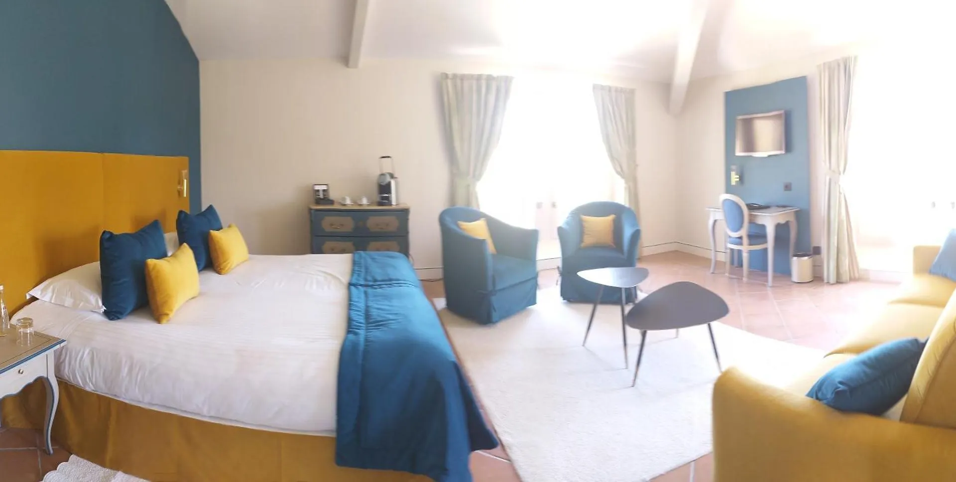 **** Hotel Chateau Et Golf De Taulane La Martre France